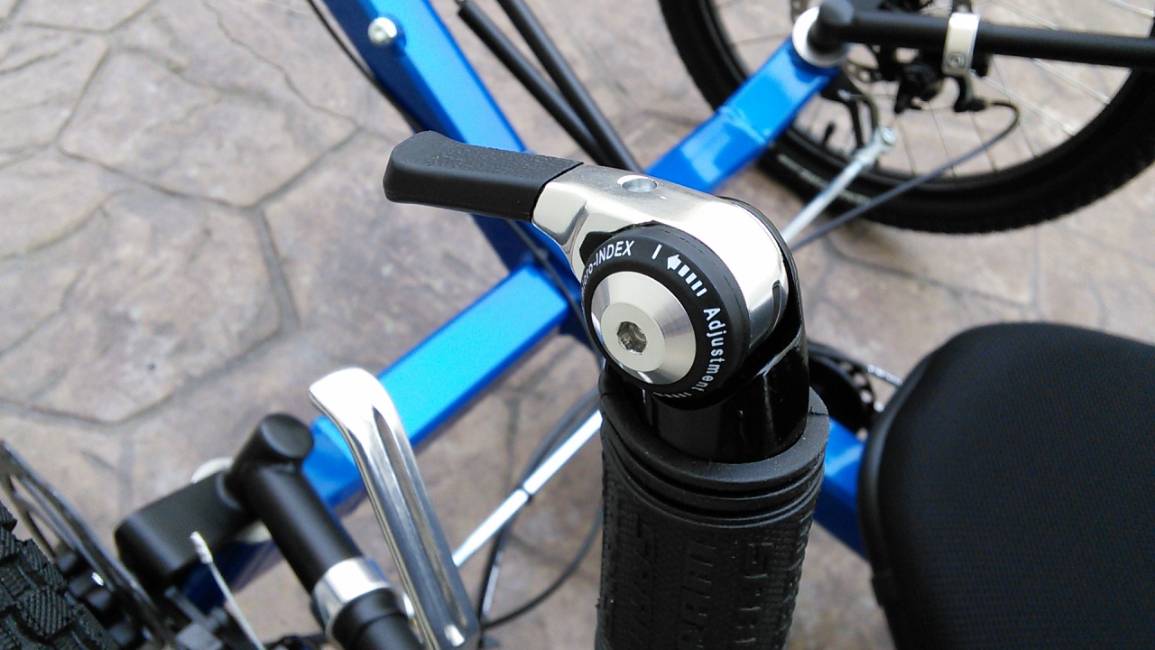 Bar End Shifter (for front crankset) - 