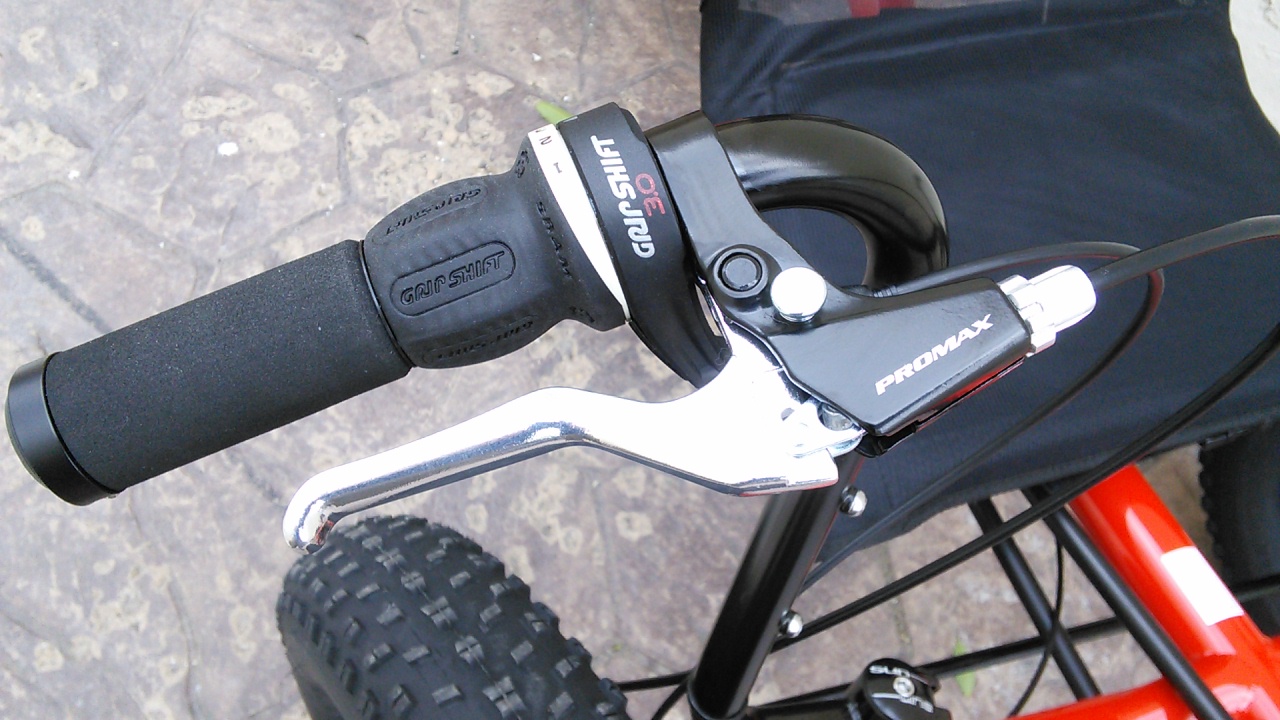 Locking Brake Lever Set - 