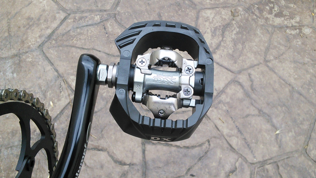 Shimano DX M647 Pedals - 