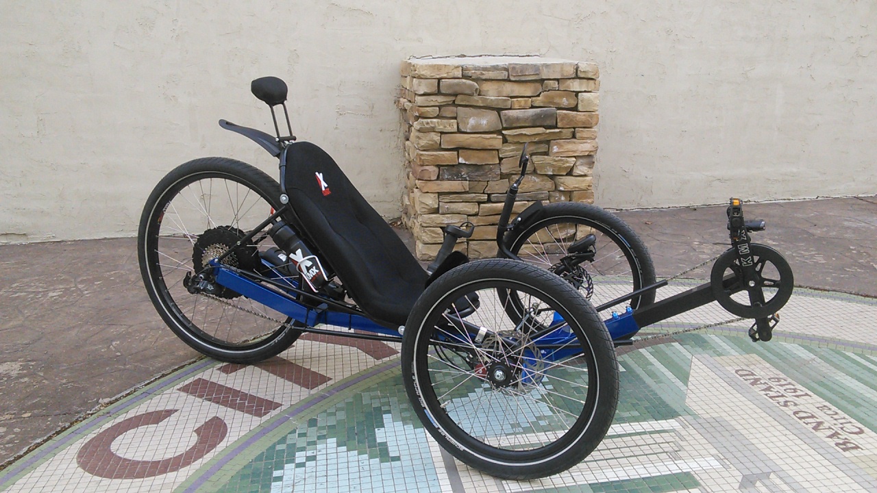 KMX Thunderbolt Motorized Recumbent Electric Trike