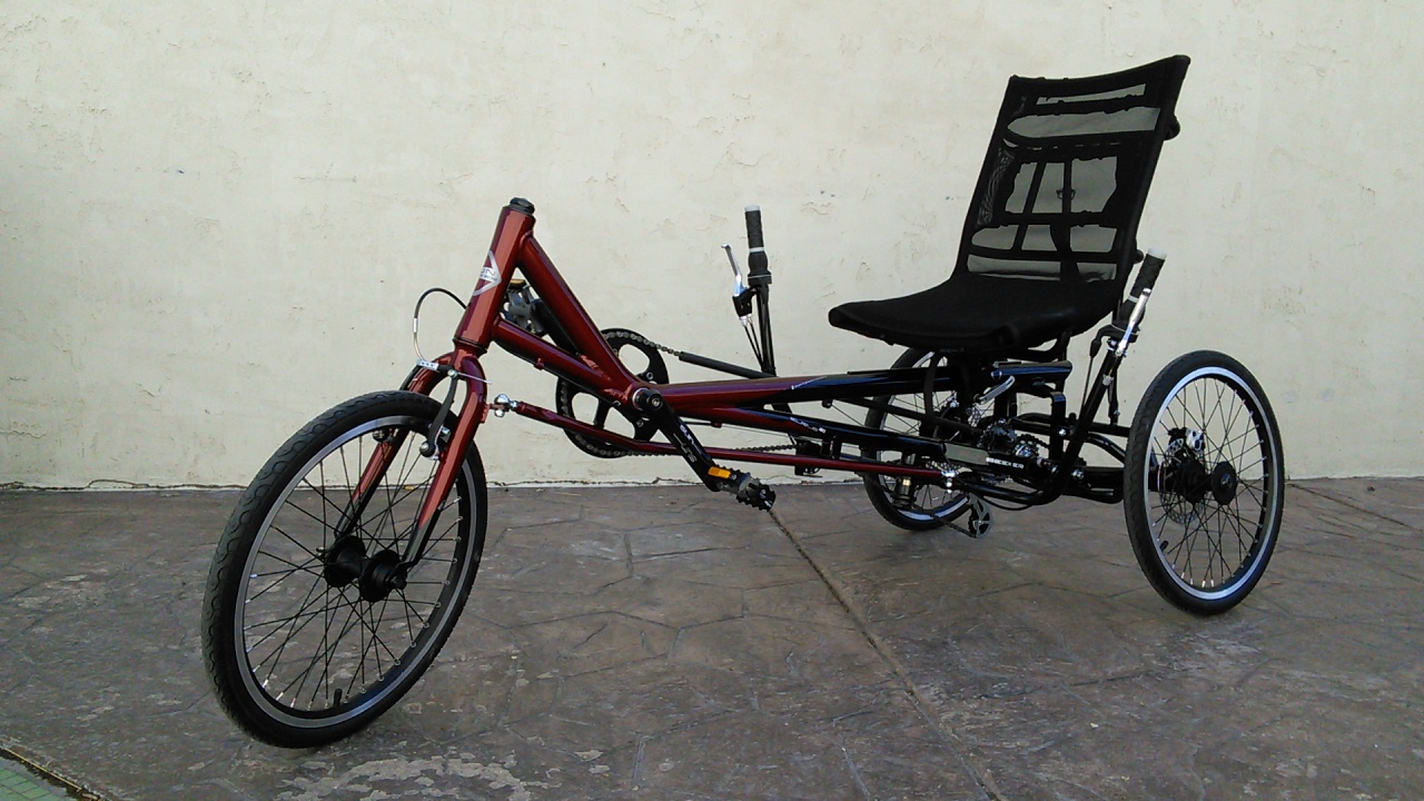 Sun Eurus 20 Delta Trike Raspberry Paint Color