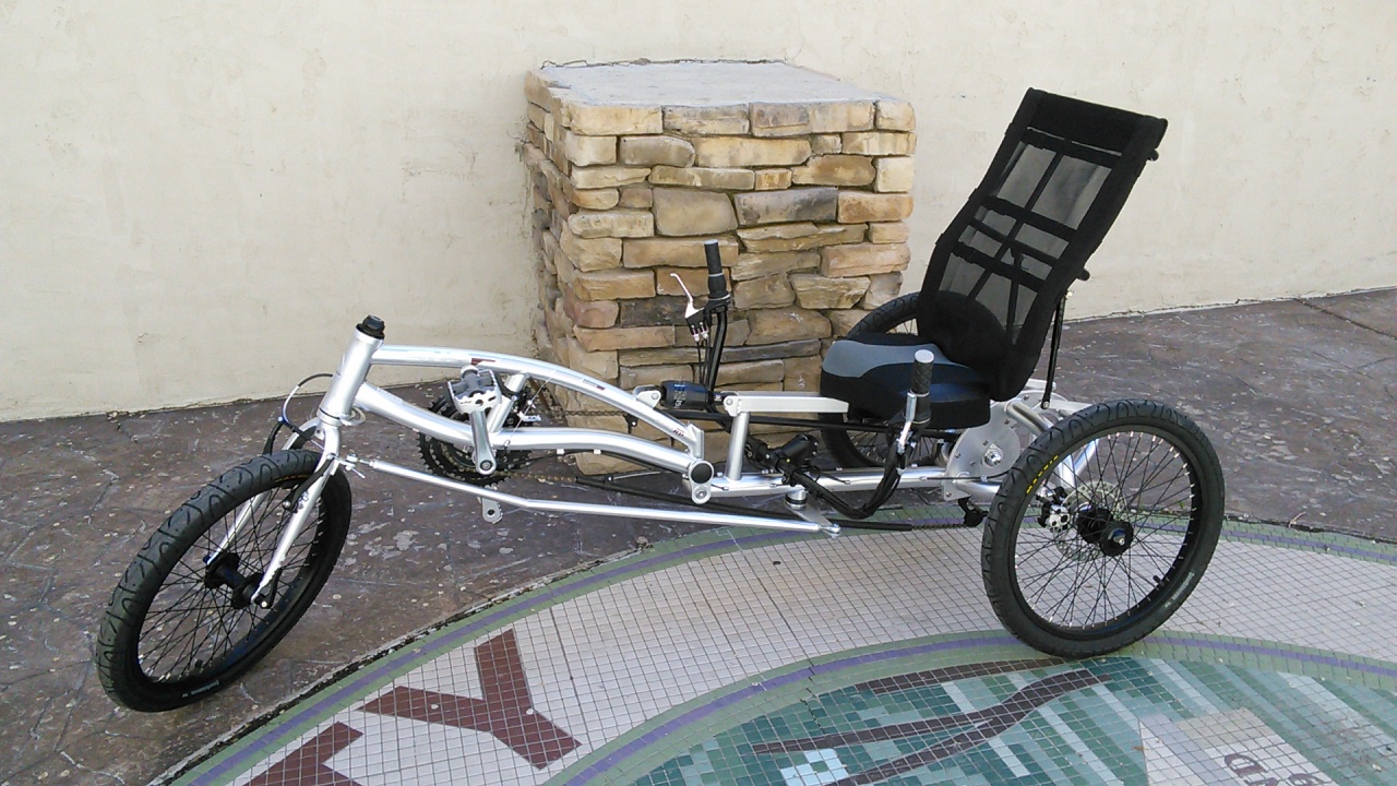 Sun EZ-3 USX HD Delta Trike