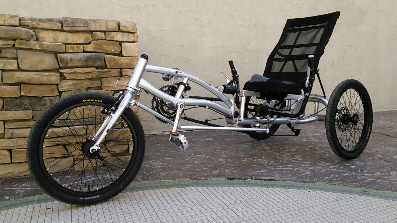 Sun EZ-3 USX HD Delta Trike