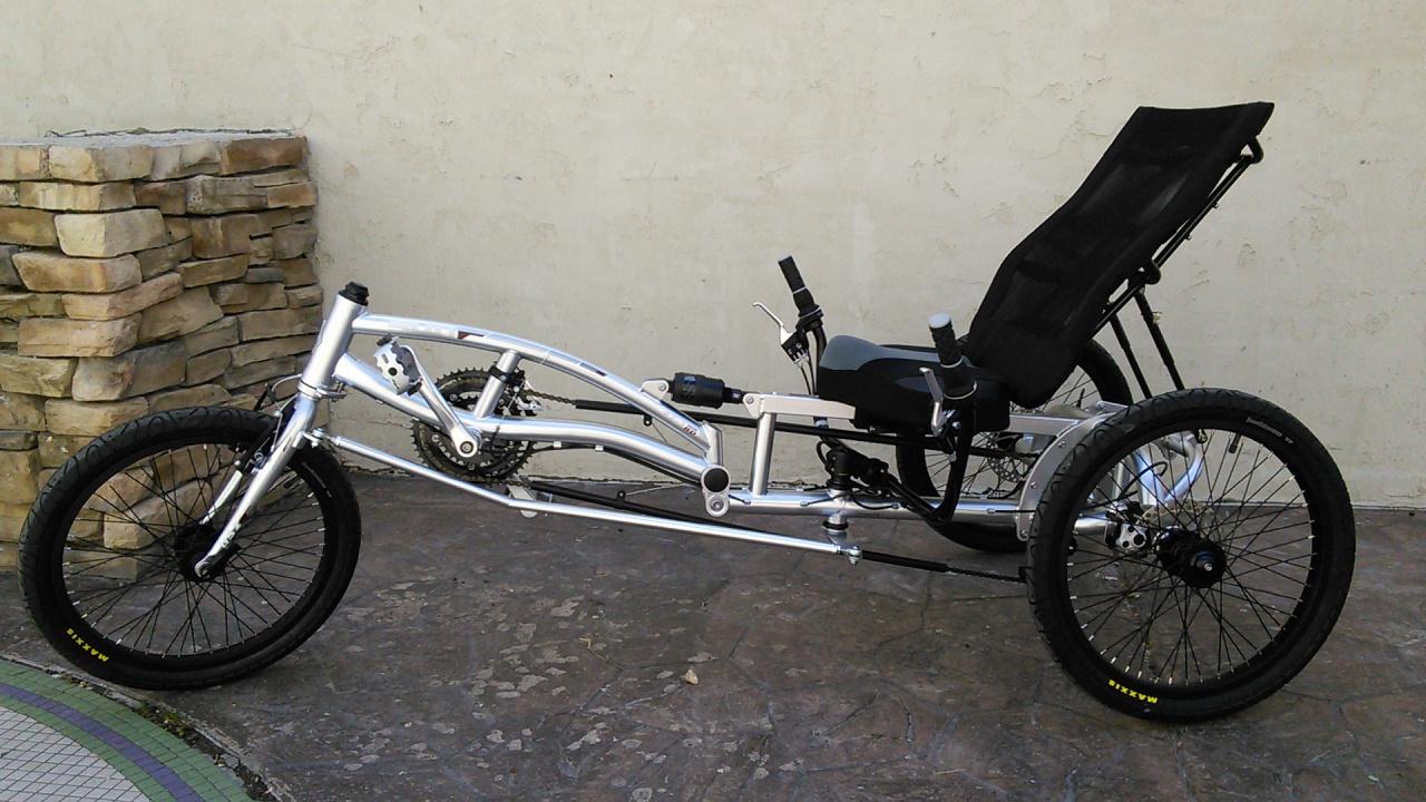 Sun EZ-3 USX HD Delta Trike