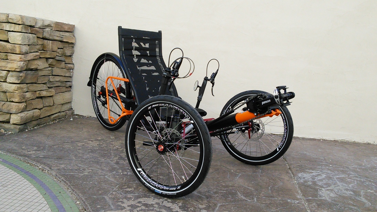 Azub Ti-FLY 26 Full Suspension Recumbent Trike