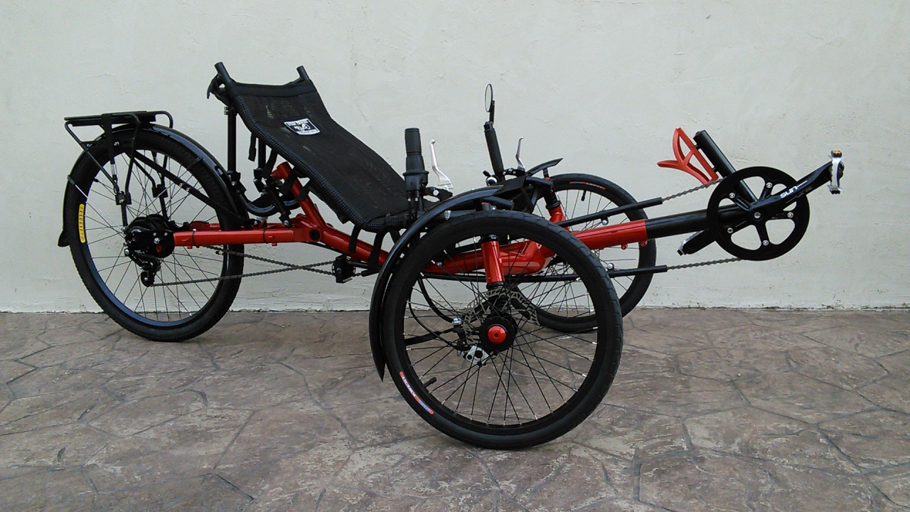 Revolution Defiance FS Full Suspension Recumbent Trike